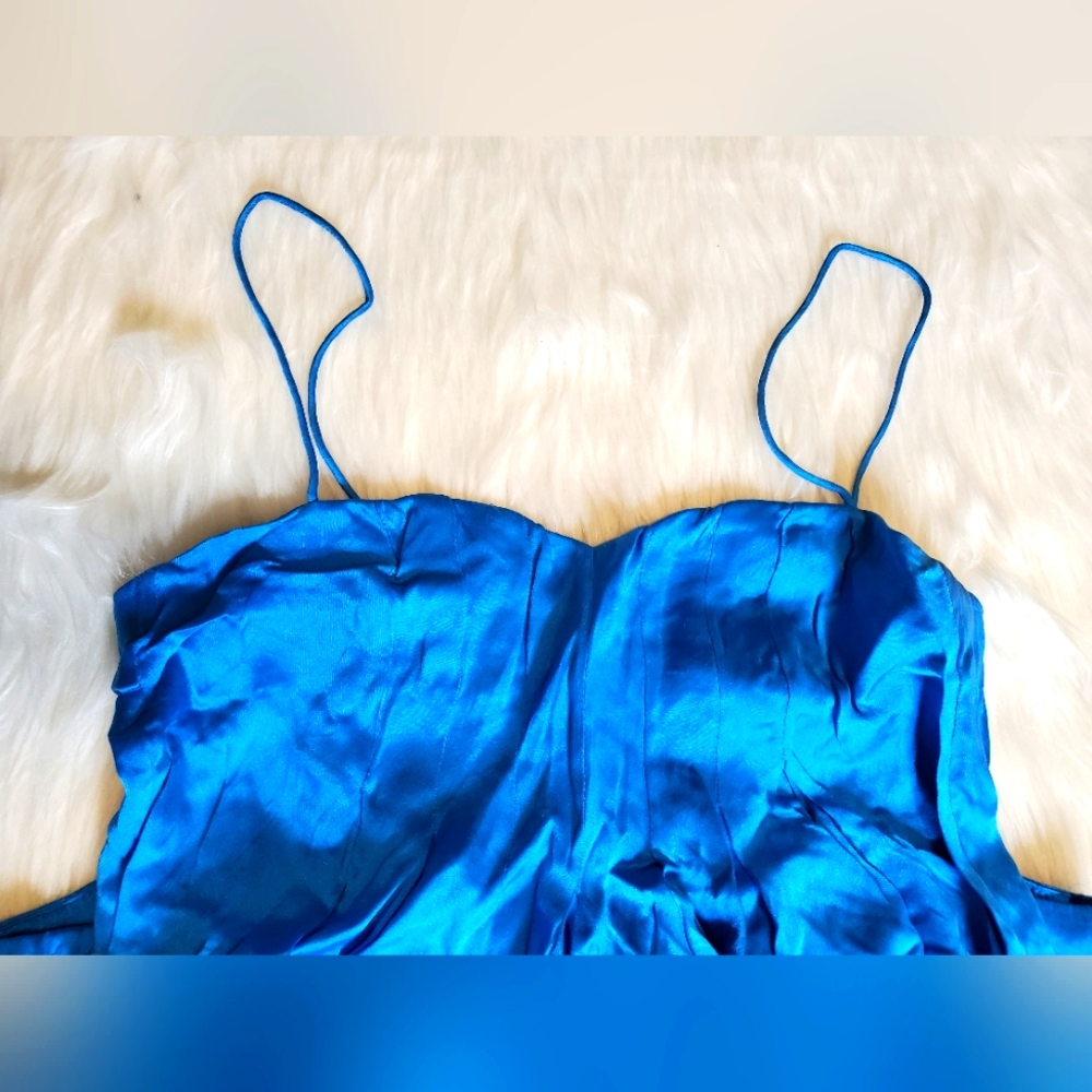 VINTAGE Rebecca Taylor Satin Silk Flowy Blue Dress Size 2 Gem Zip up back - Picture 5 of 12